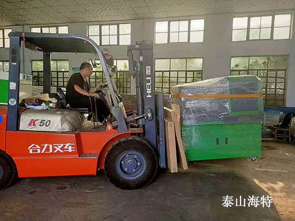 泰山海特牌試驗(yàn)臺專車送貨